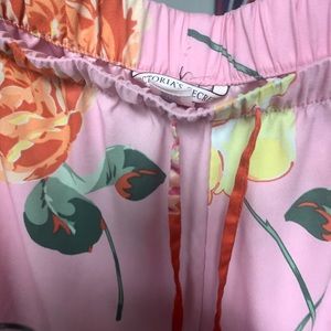VS pj pants size small